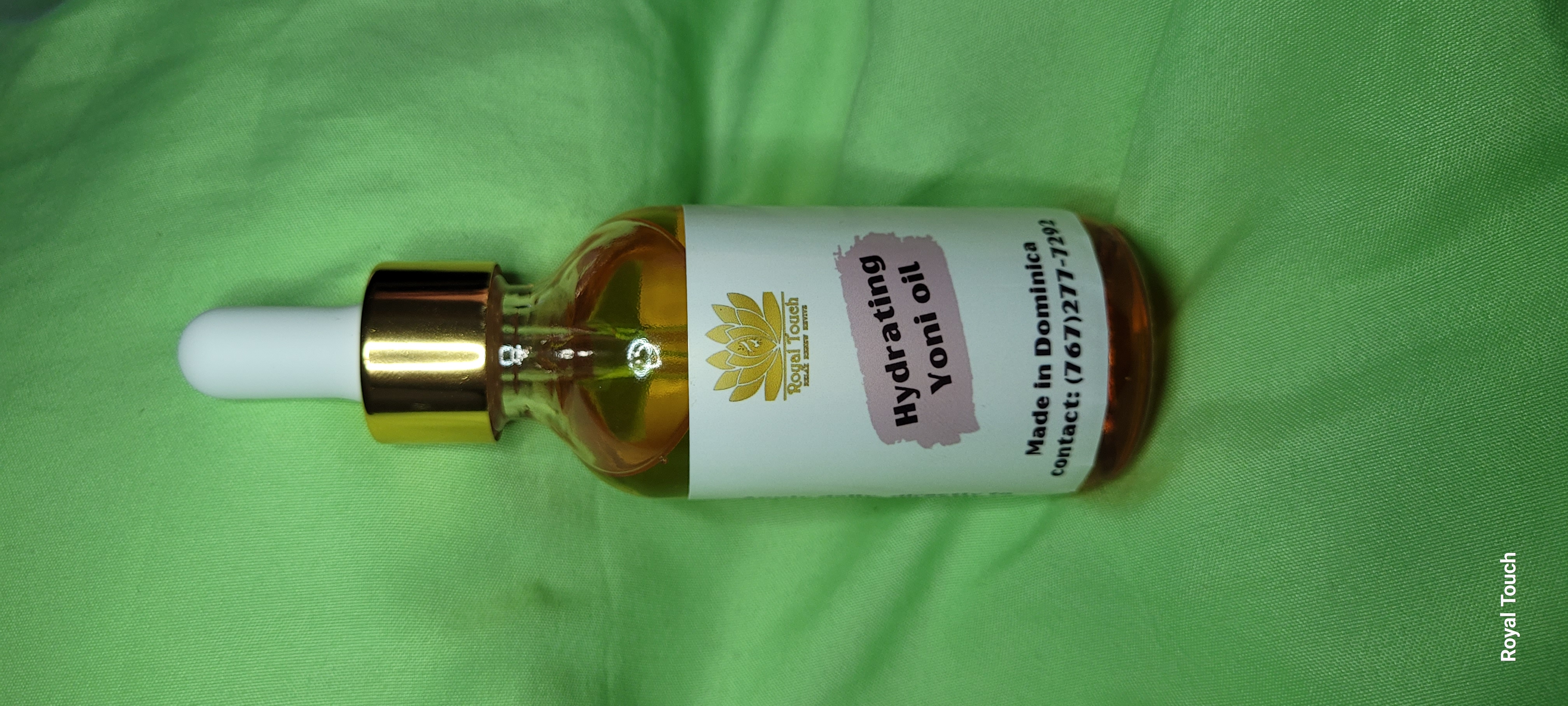 hydrating yoni oil